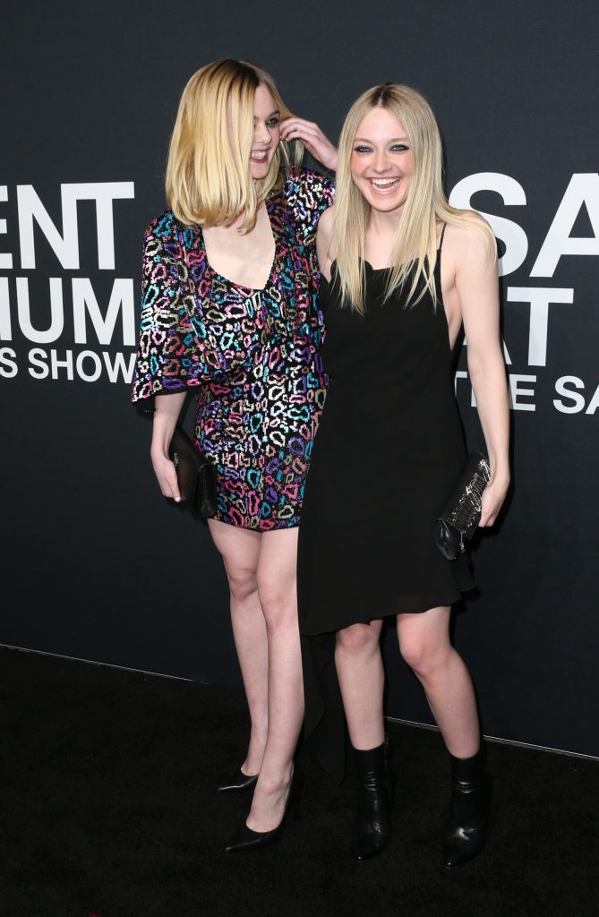 Dakota, Elle Fanning Unrecognizable In First Red Carpet Photo