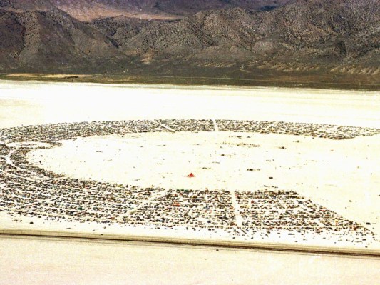 New Footage Of Burning Man Shows Very Different Side Of Festival