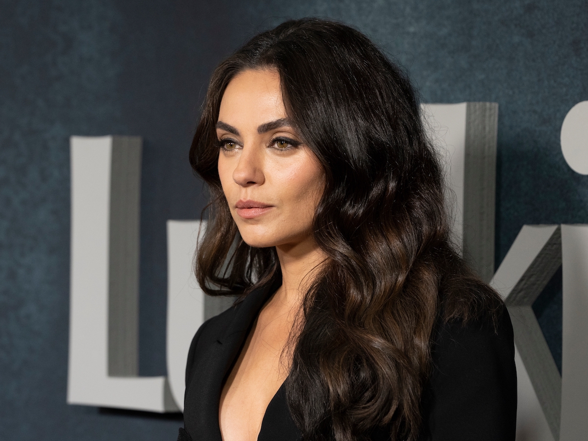 Mila Kunis Stuns In Thigh-High Boots And This Season's Biggest Fashion ...