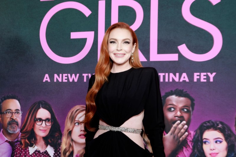 Lindsay Lohan Makes Surprise Appearance at 'Mean Girls' Premiere