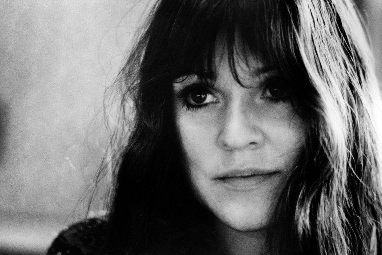 Melanie Safka, Singer Who Performed at Woodstock, Dies at 76