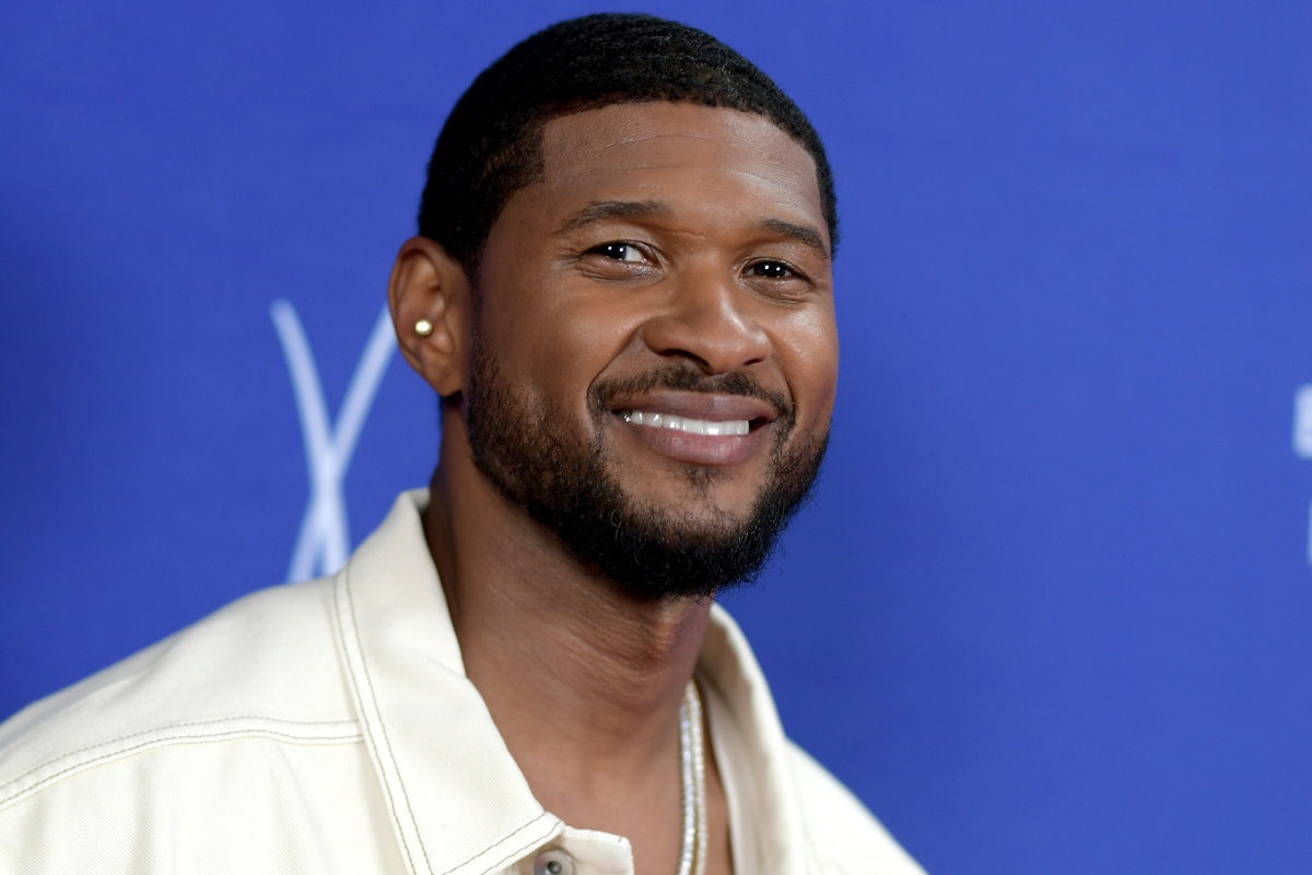 usher-tells-fans-what-to-expect-from-his-super-bowl-halftime-performance