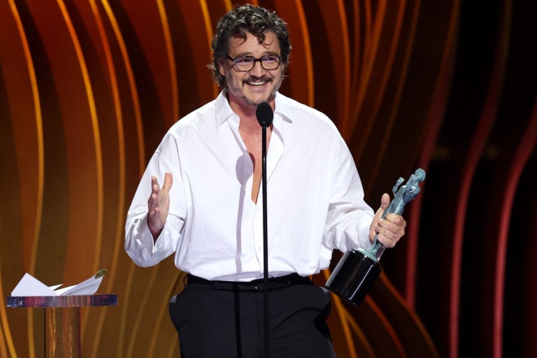 'Drunk' Pedro Pascal Gives Emotional Acceptance Speech at SAG Awards