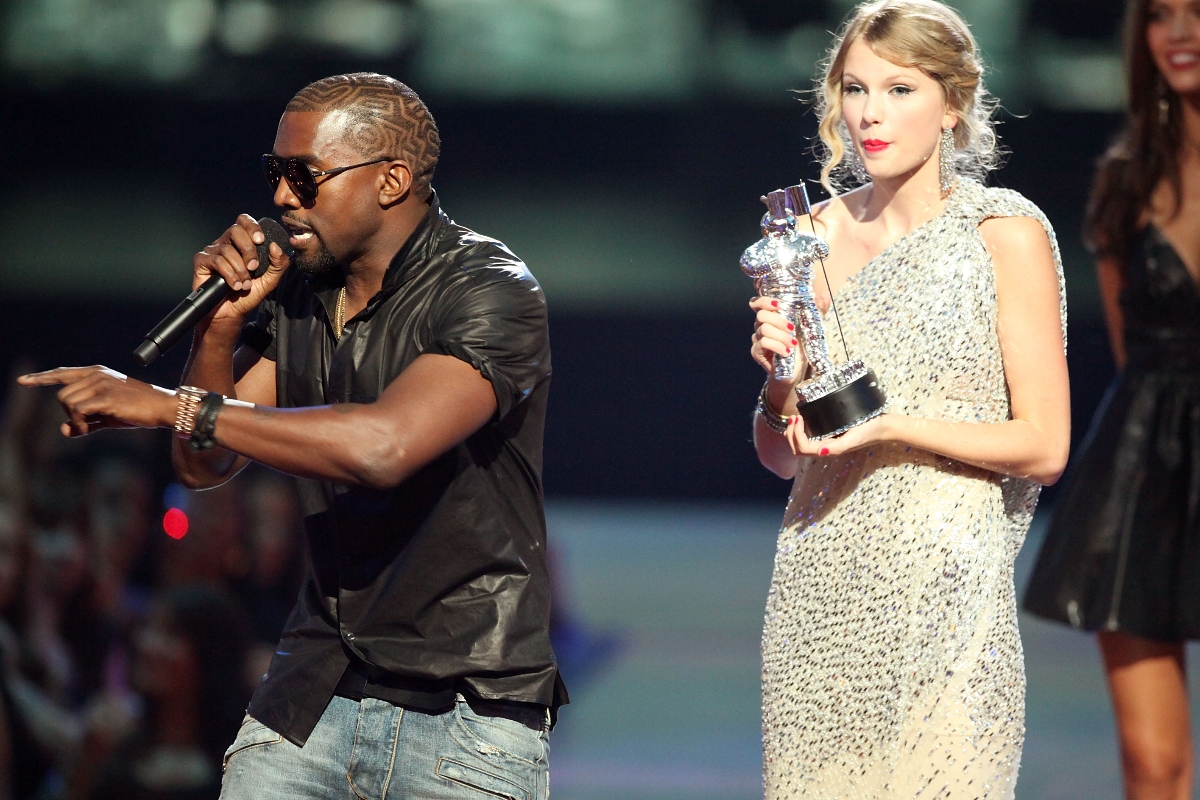 kanye-west-denies-taylor-swift-had-him-kicked-out-of-super-bowl-for-photobombing-attempt