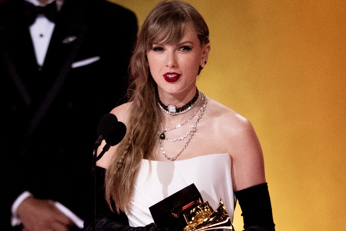 Taylor Swift Wins Album of the Year Grammy, Enrages SZA Fans