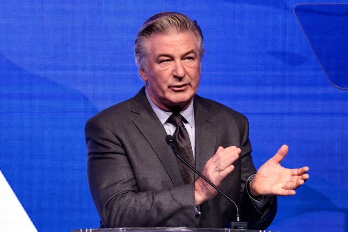 alec-baldwin-calls-for-rust-involuntary-manslaughter-indictment-to-be-tossed