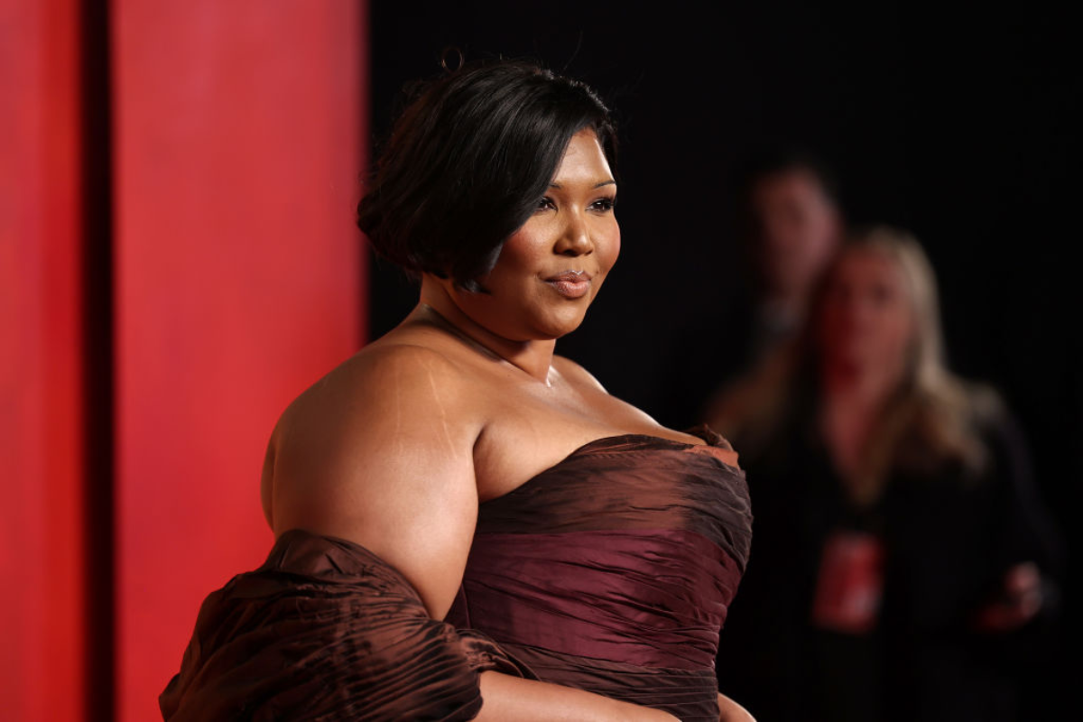 lizzo-quits-the-spotlight-calls-out-online-bullying