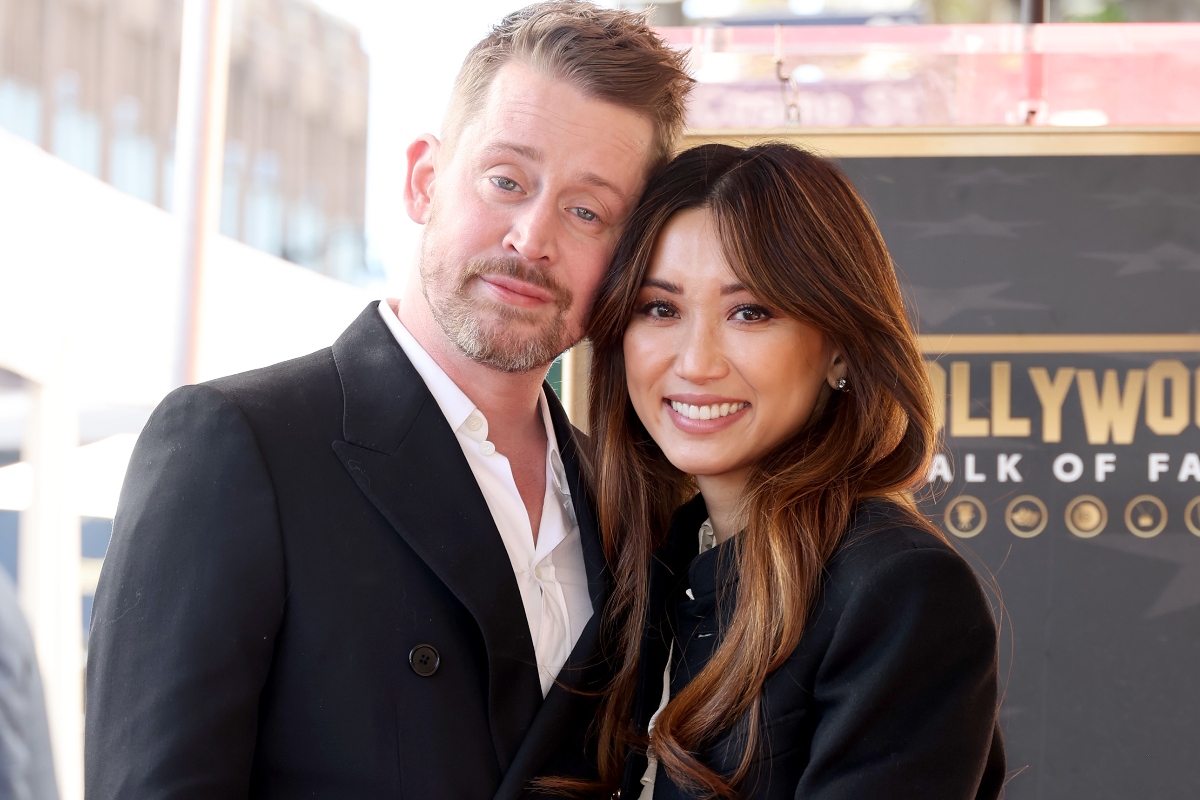 macaulay-culkin-makes-rare-red-carpet-appearance-with-wife-brenda-song