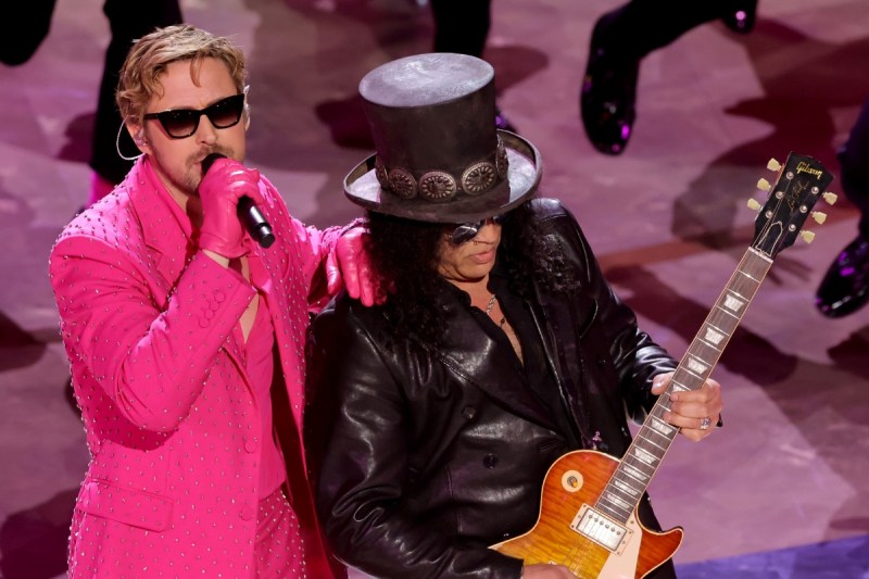 Ryan Gosling Performs 'I'm Just Ken' With Slash at 2024 Oscars