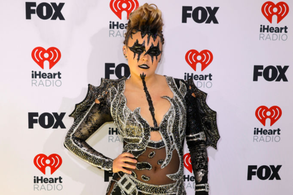 katy-perry-rocks-see-through-mesh-dress-at-2024-iheartradio-music-awards