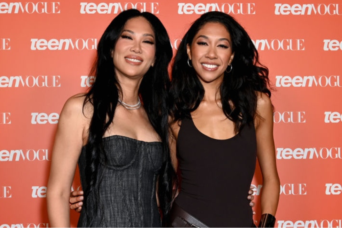 kimora-lee-simmons-speaks-out-after-daughter-aoki-21-was-spotted-kissing-65-year-old-vittorio-assaf