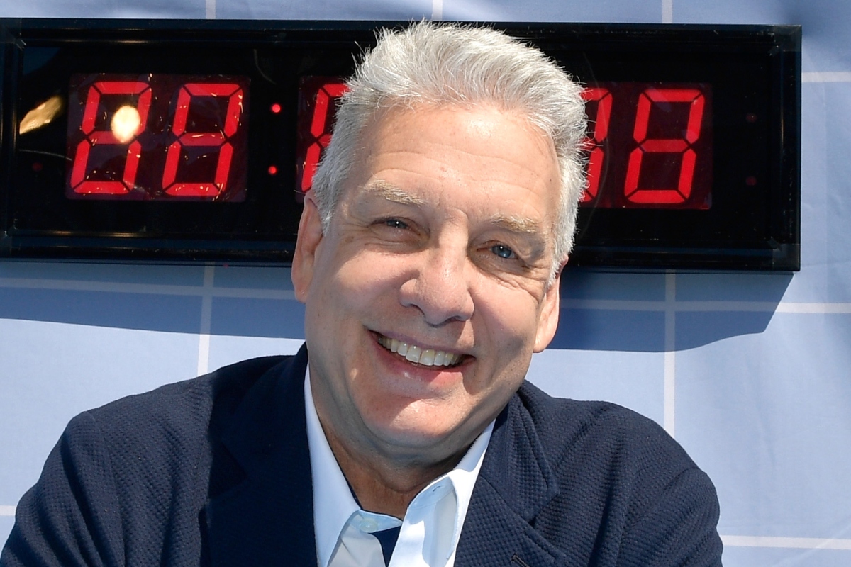 nickelodeon-host-marc-summers-walked-out-of-quiet-on-set-interview-claims-doc-makers-lied-to-him