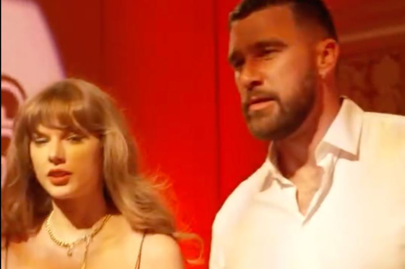 Taylor Swift and Travis Kelce Packed on the PDA at Vegas Gala