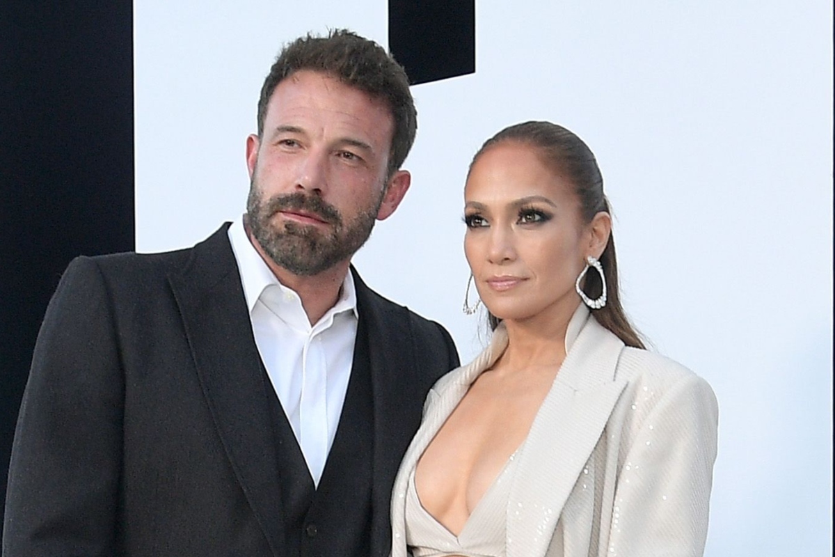 ben-affleck-jennifer-lopezs-marriage-is-not-in-the-best-place-at-the-moment-source-reveals