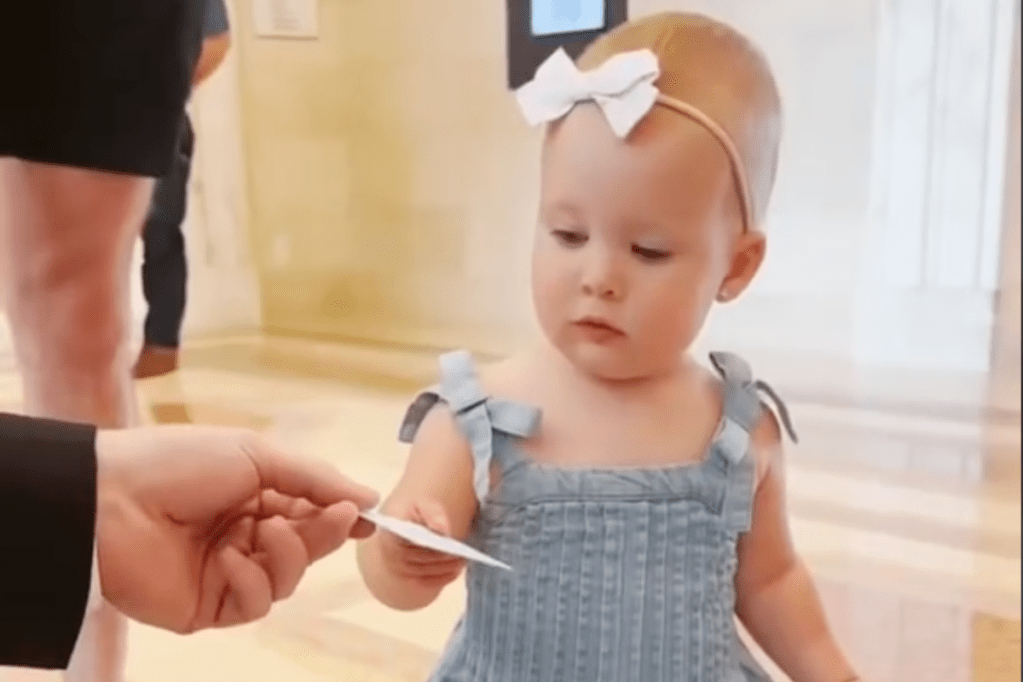 four-seasons-orlando-baby-enjoys-utterly-fabulous-vacation-at-resort-after-viral-video