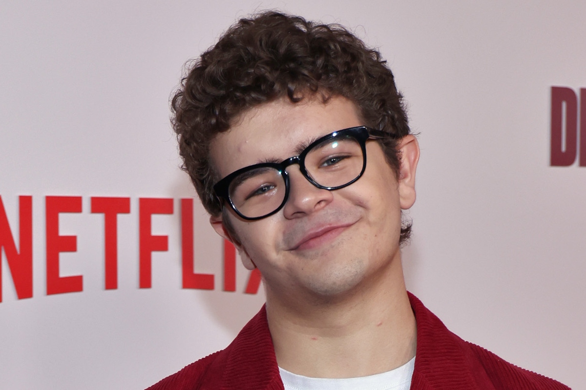 stranger-things-gaten-matarazzo-claims-adult-fan-told-him-ive-had-a-crush-on-you-since-you-were-13