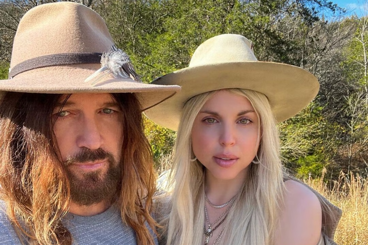 billy-ray-cyrus-and-firerose-unfollow-each-other-on-instagram-following-divorce-filing