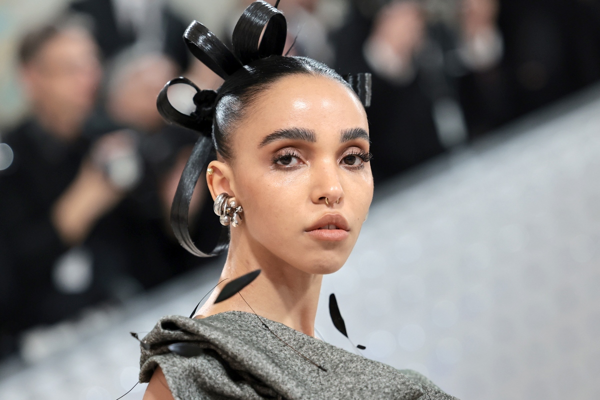 fka-twigs-slams-shia-labeouf-for-requesting-her-highly-private-information-before-trial