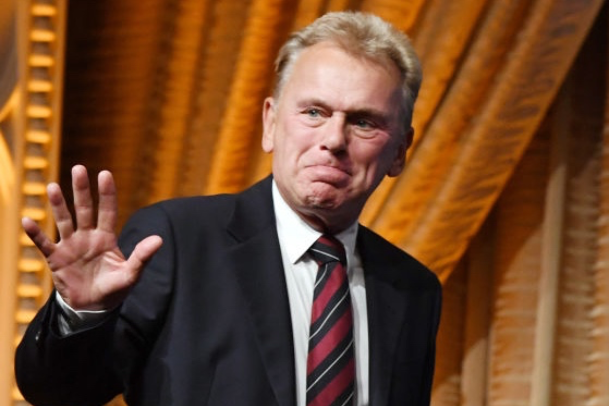 pat-sajak-says-goodbye-to-wheel-of-fortune-viewers-in-emotional-speech