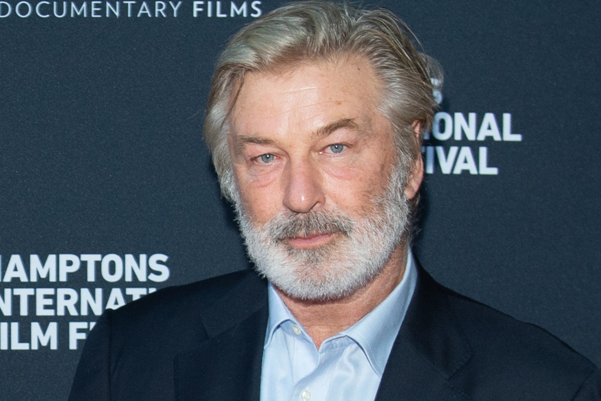 alec-baldwin-planning-to-sue-prosecutor-sheriff-over-rust-shooting-case