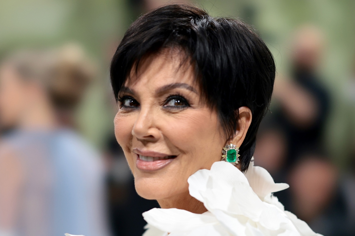 kris-jenner-breaks-down-in-tears-over-growing-tumor-hysterectomy