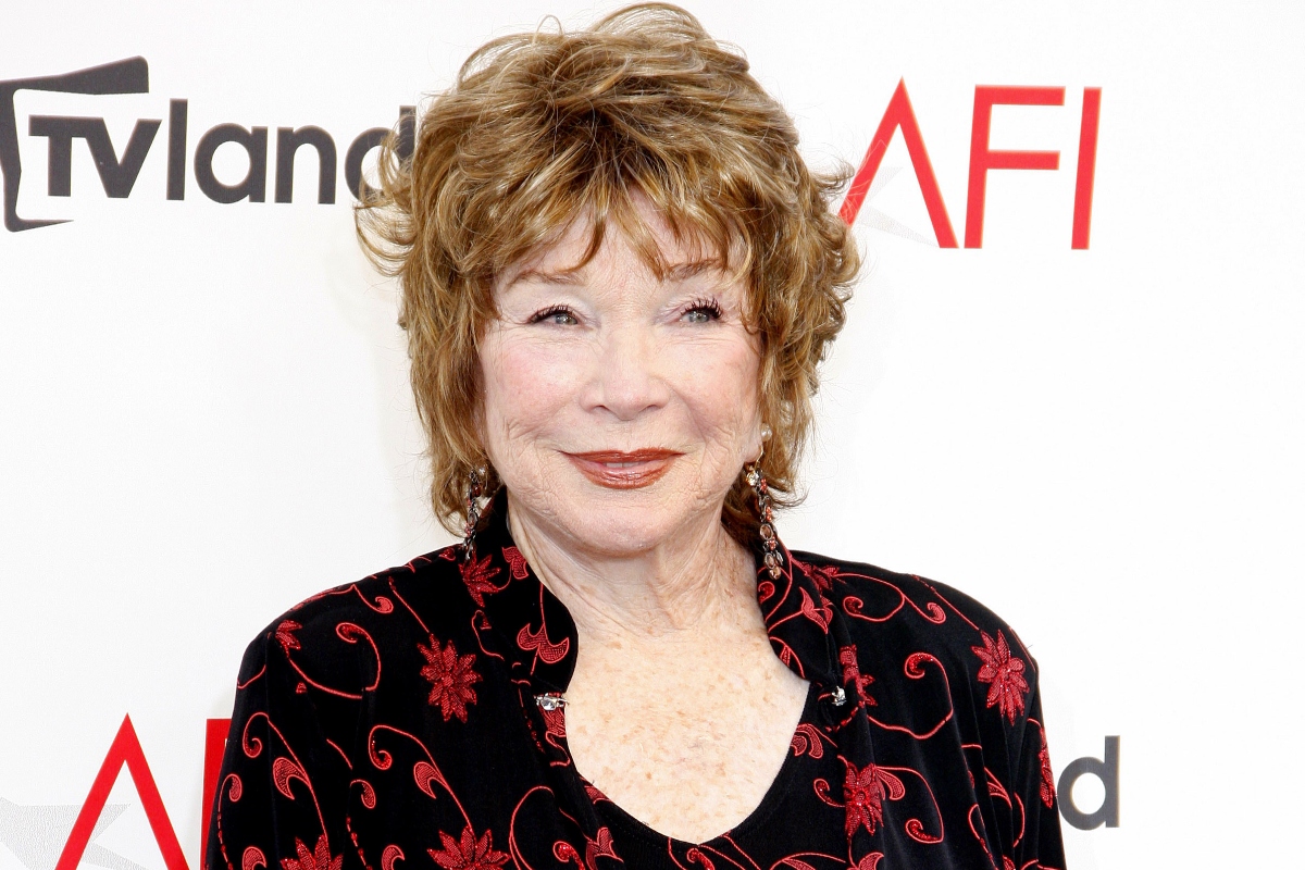 legendary-actress-shirley-maclaine-90-spotted-on-rare-outing-in-malibu