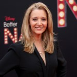 lisa-kudrow-got-really-angry-at-friends-studio-audience-for-this-crazy-reason