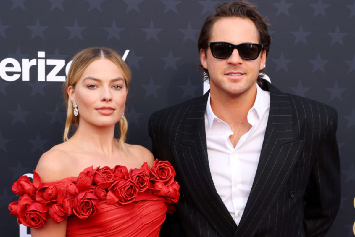 margot-robbie-pregnant-expecting-first-baby-with-husband-tom-ackerley