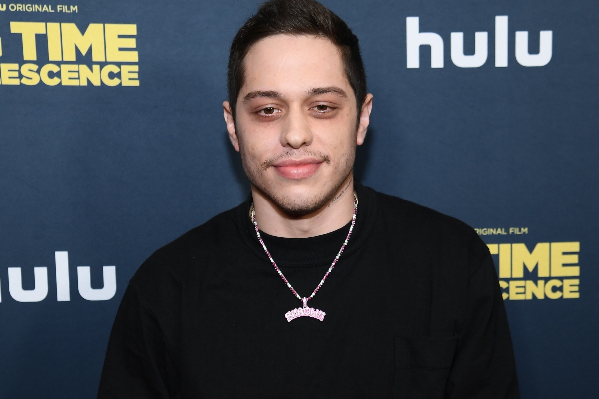 pete-davidson-checks-himself-into-wellness-facility-for-mental-health-treatment