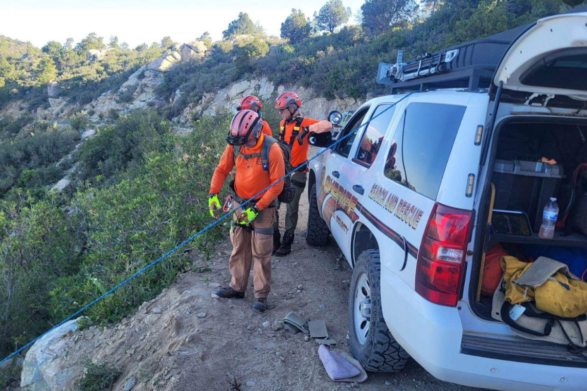 39-year-old-woman-dies-after-car-plunges-off-1000-foot-cliff