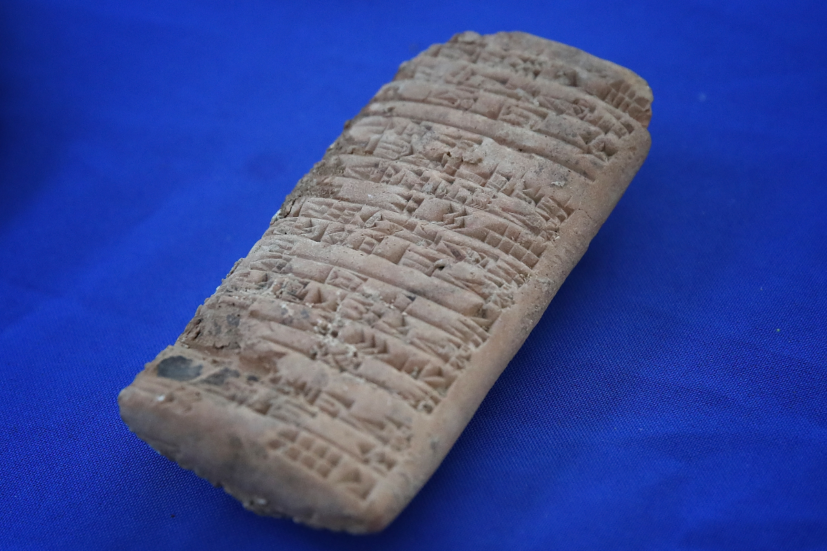 4000-year-old-babylonian-tablets-finally-deciphered-reveals-terrifying-predictions