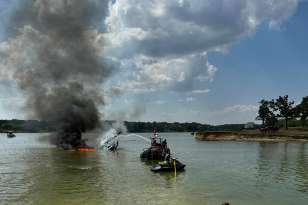 5-year-old-boy-hospitalized-with-burns-after-boat-explodes-on-oklahoma-lake