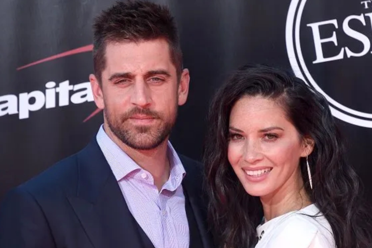 aaron-rodgers-parents-slam-olivia-munn-blame-actress-for-family-beef