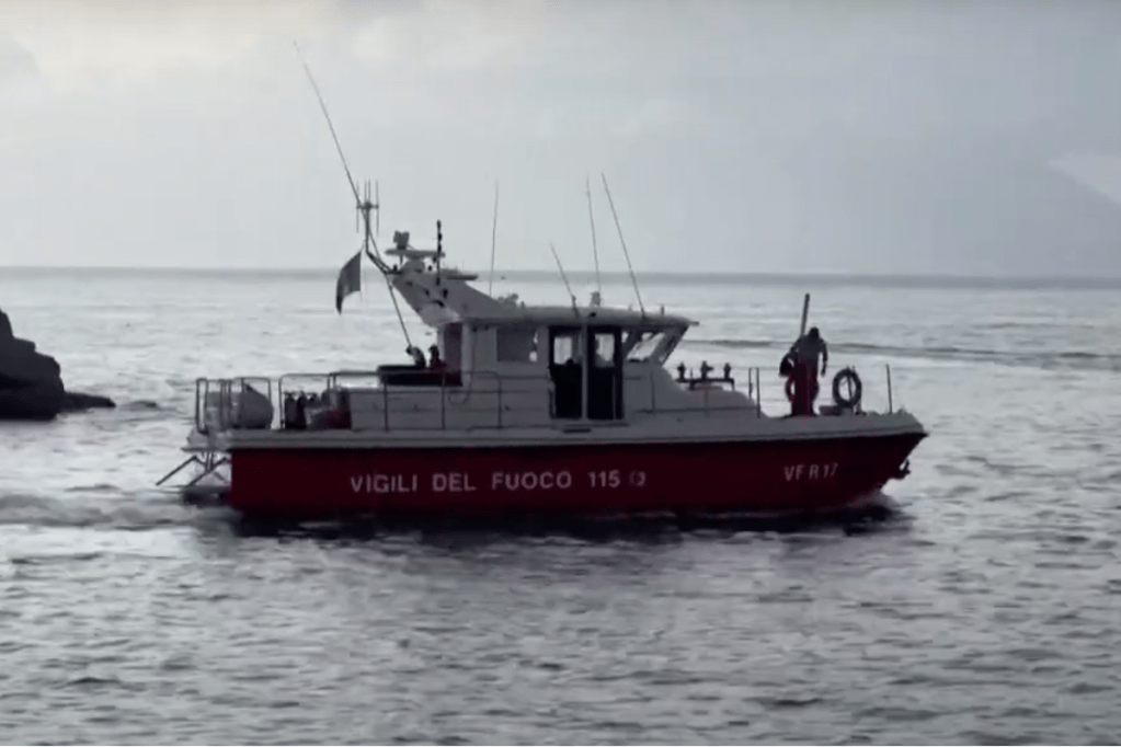 divers-recover-2-bodies-from-sunken-yacht-that-left-6-passengers-missing