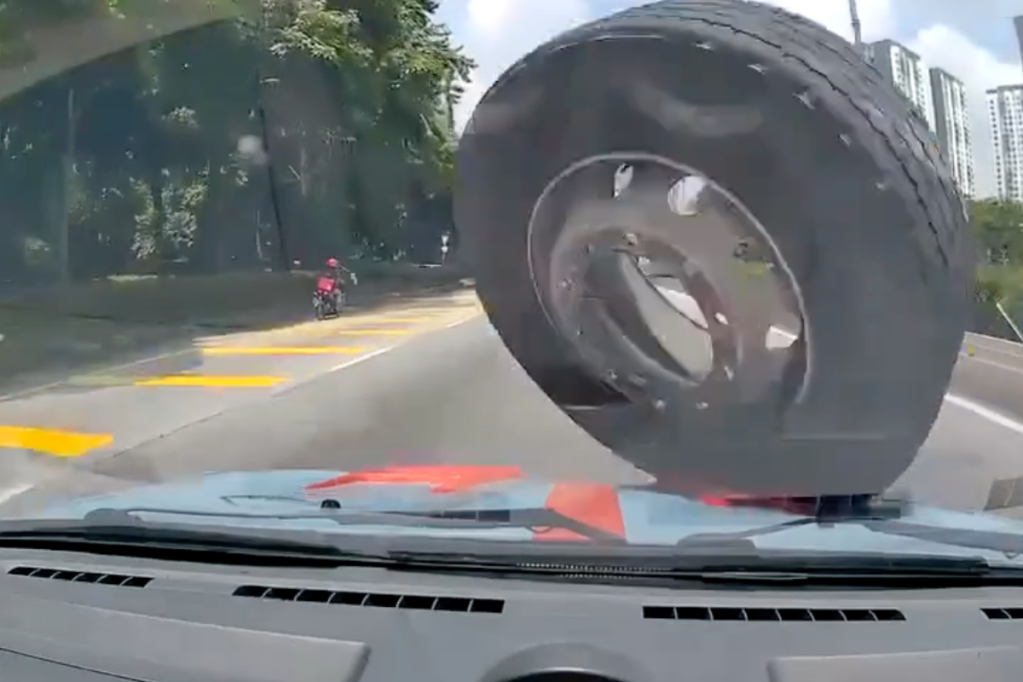 runaway-tire-smashes-motorcycle-into-pieces-in-crazy-video