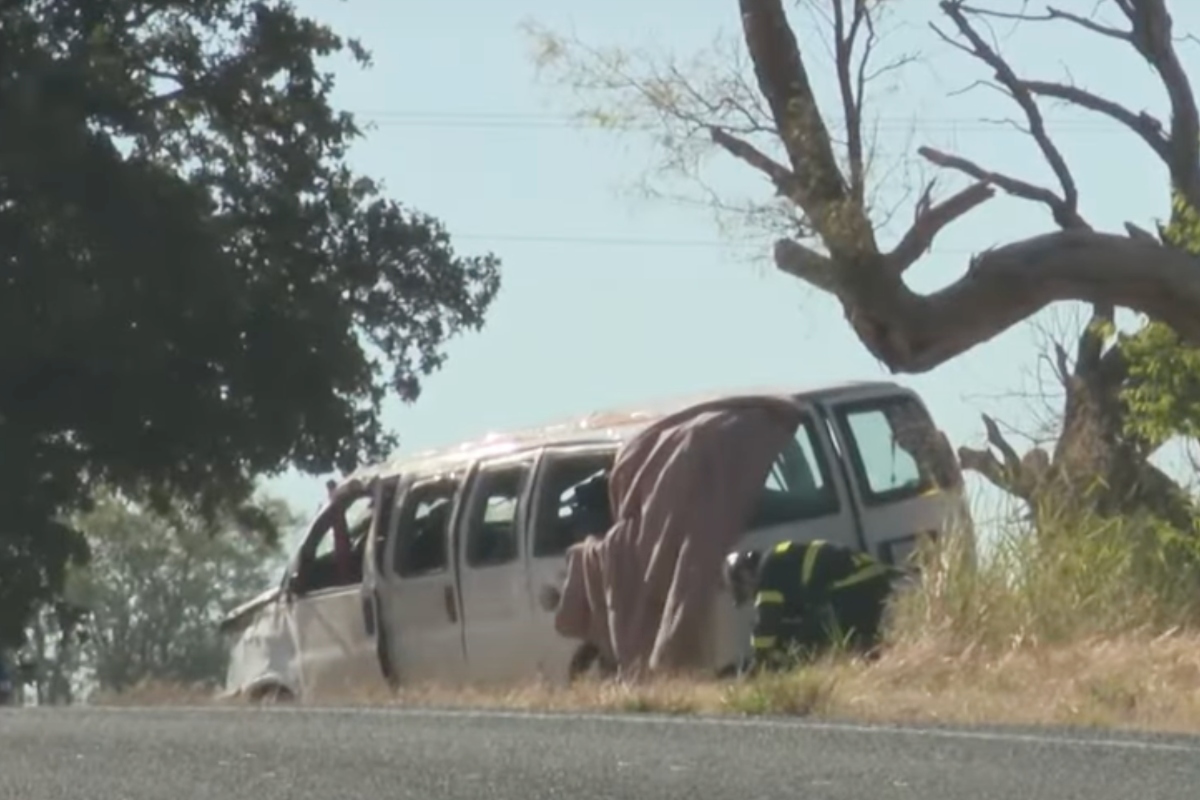 4-dead-10-injured-after-passenger-van-rolls-multiple-times-in-highway-crash