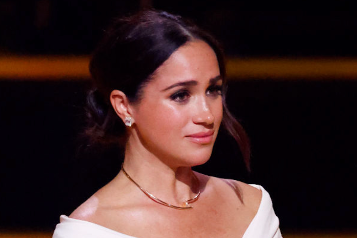 buckingham-palace-addresses-cropping-meghan-markle-out-of-prince-harrys-birthday-photo