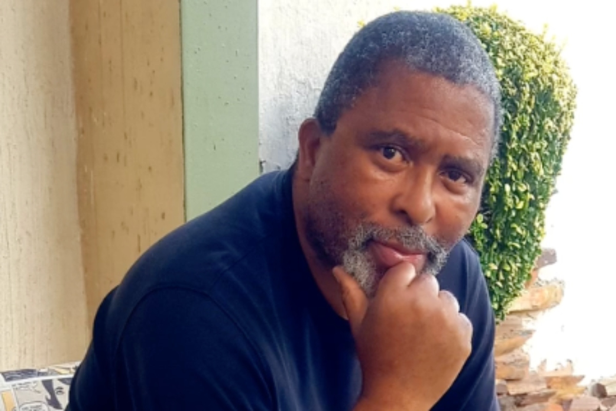 celebrated-actor-sello-motloung-dead-at-53-after-collapsing-at-home