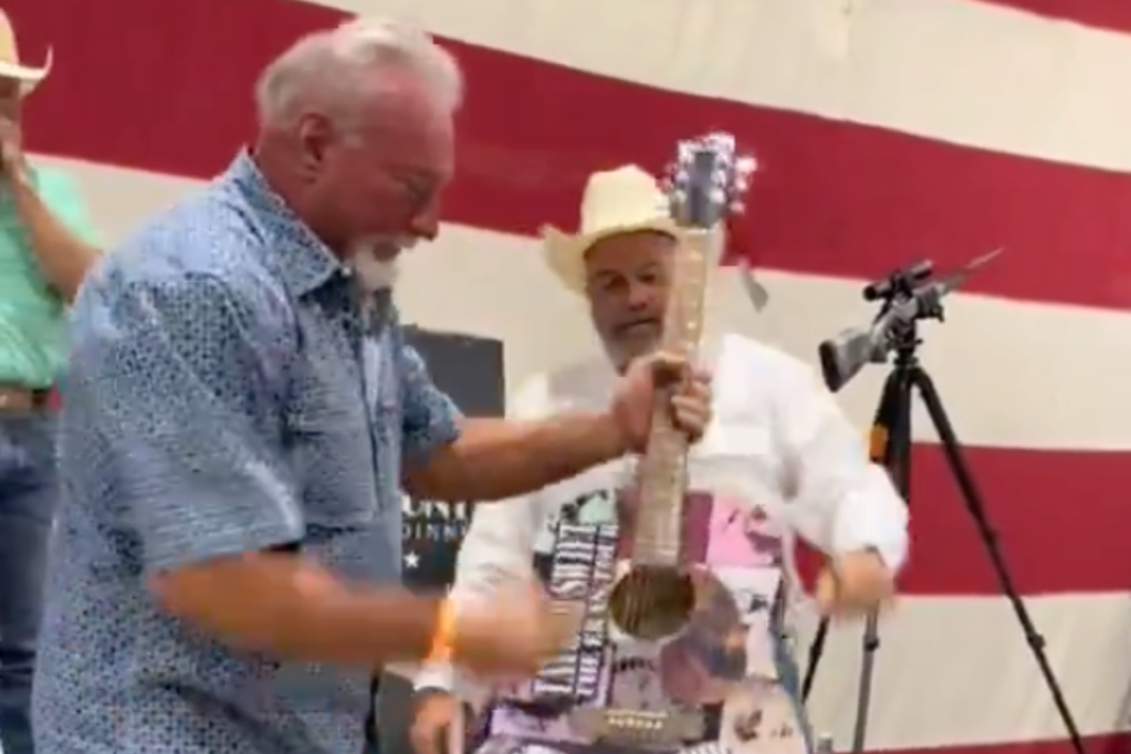 man-drops-4k-on-autographed-taylor-swift-guitar-immediately-destroys-it