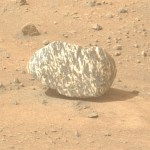 nasa-discovers-strange-zebra-striped-rock-on-mars-see-photos