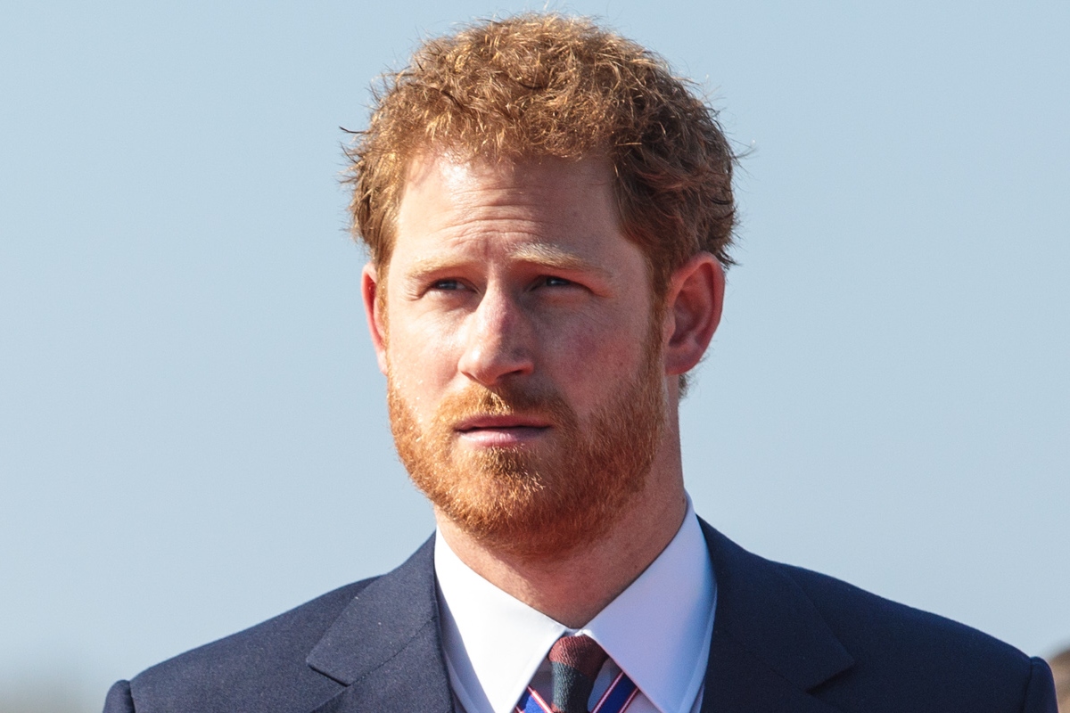 prince-harry-asking-former-aides-to-help-plot-his-return-to-royal-family