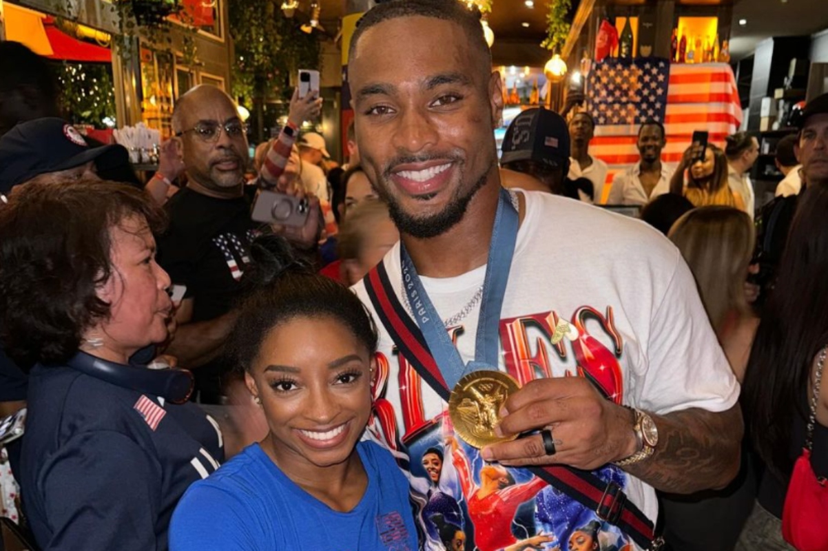 simone-biles-husband-jonathan-owens-called-mr-biles-after-scoring-touchdown-against-bears