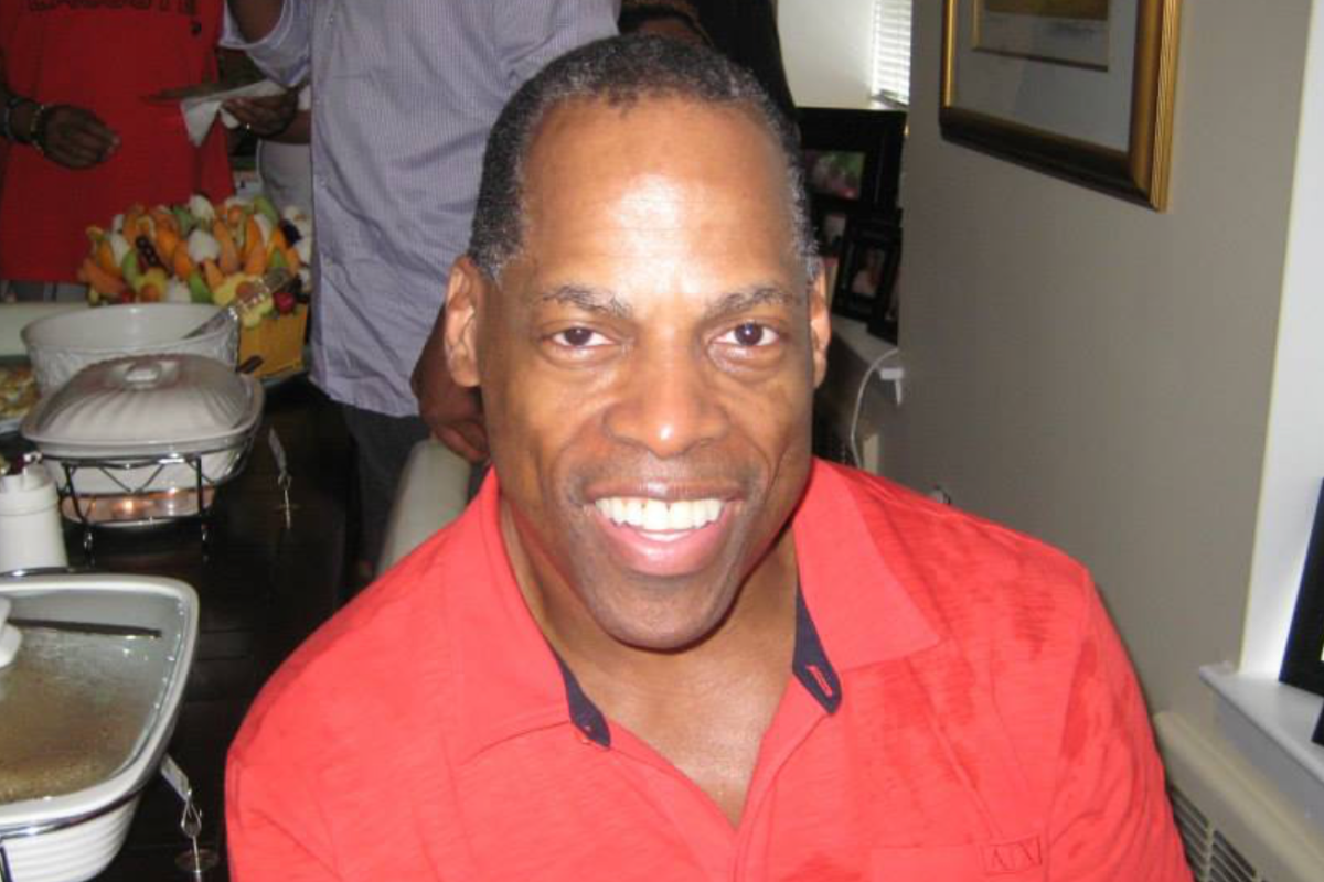 the-little-mermaid-star-adrian-bailey-dies-at-67-after-falling-in-his-home