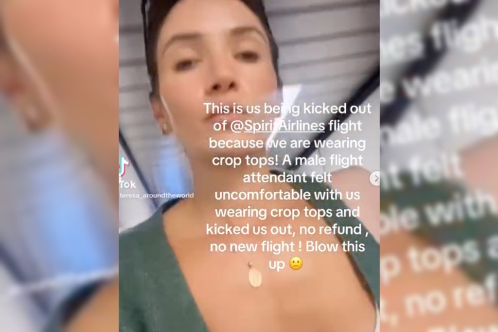 2-airline-passengers-claim-they-were-treated-like-criminals-kicked-off-plane-for-outfits