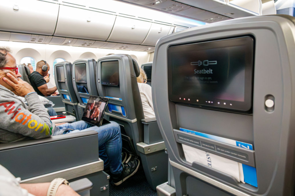 airline-passengers-horrified-as-tech-issue-causes-inappropriate-film-to-play-on-screens