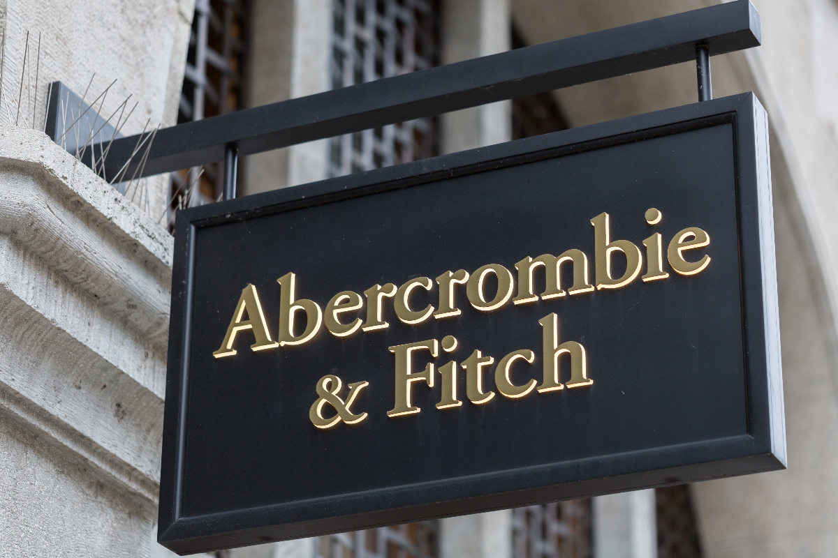 former-abercrombie-and-fitch-ceo-arrested-on-trafficking-charges