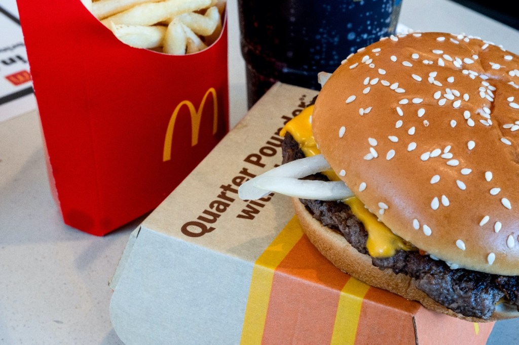 mcdonalds-e-coli-outbreak-grrows-to-90-infected-1-killed