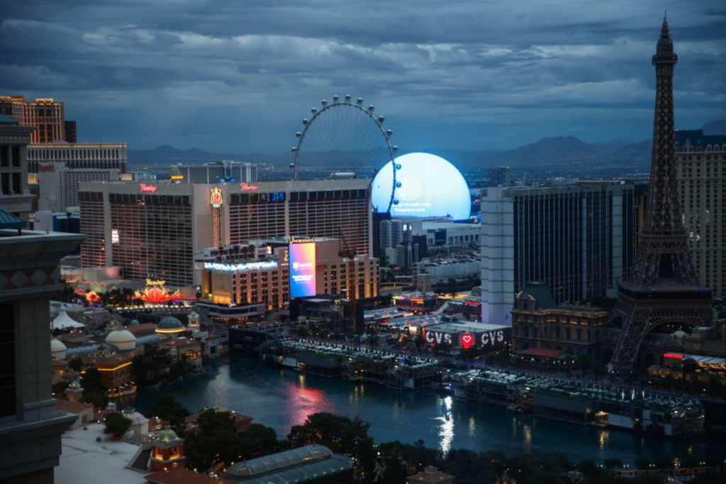 ohio-woman-discovered-in-luggage-near-las-vegas-apartment-cityscape