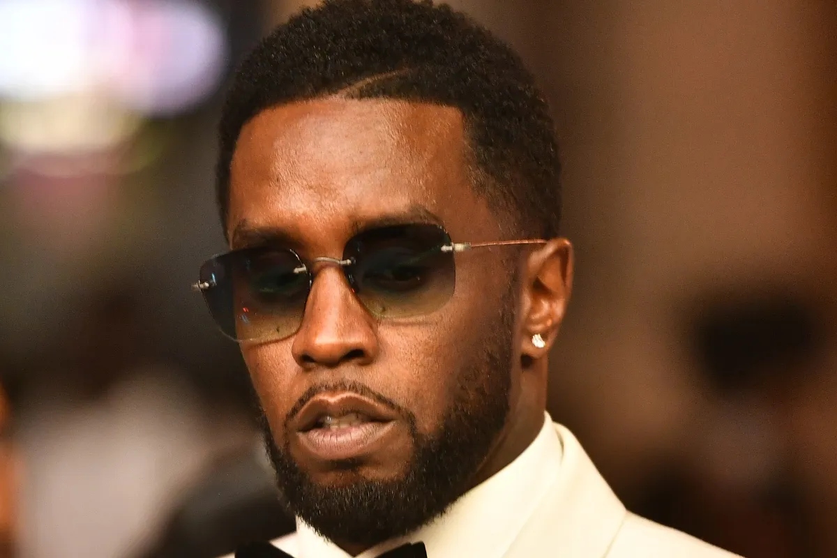 sean-diddy-combs-accused-of-drugging-assaulting-10-year-old-boy-in-new-lawsuit