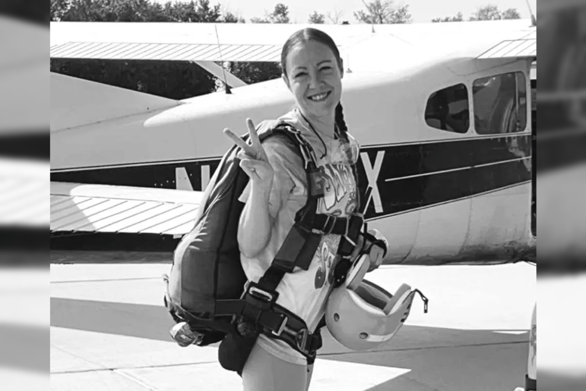 travel-photographer-amanda-gallagher-dead-at-37-after-backing-into-plane-propeller